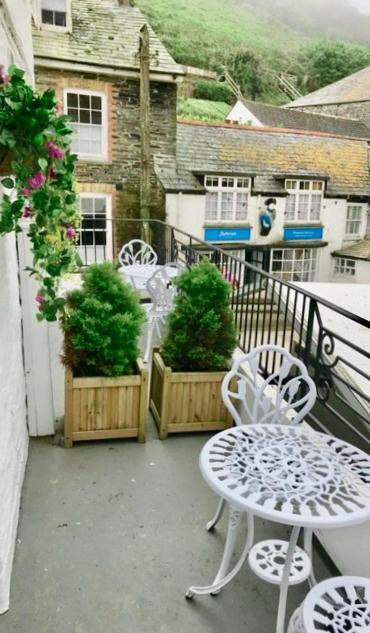 The Slipway B&B Порт Айзък Екстериор снимка